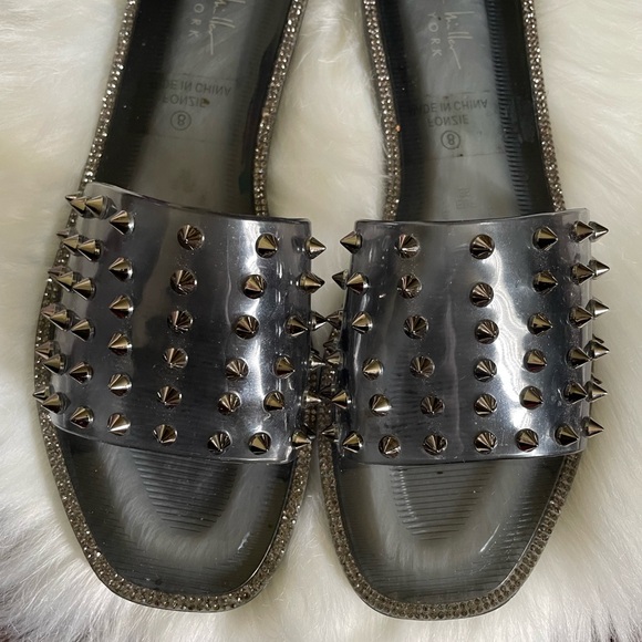 Nicole Miller Sandals, size 8 - Picture 2 of 4